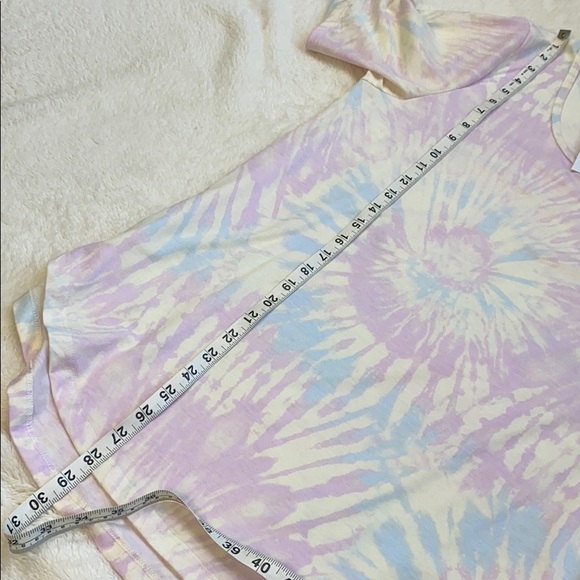 Lularoe Pastel Swirl Tie Dye Morgan Top Medium - Picture 10 of 11